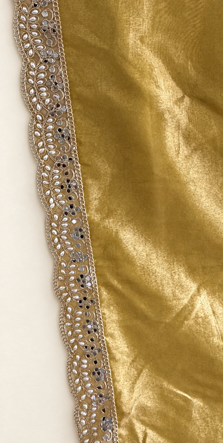 Dual Shade Gold silk saree under 5000
